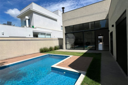 Casa à venda com 3 suítes no condomínio Alphaville Nova Esplanada, Votorantim - SP