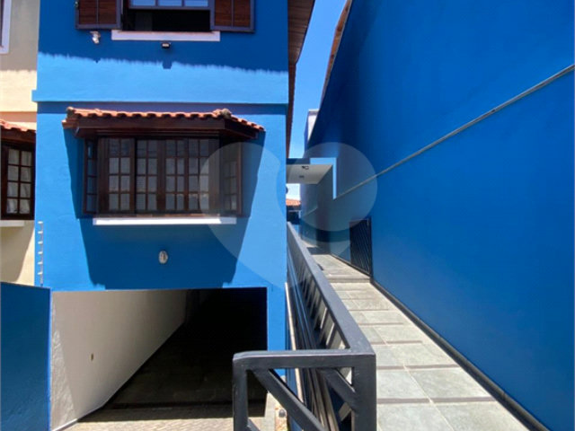 Sobrado à venda com 3 quartos, sendo 1 suíte,  em Tremembé, São Paulo, SP