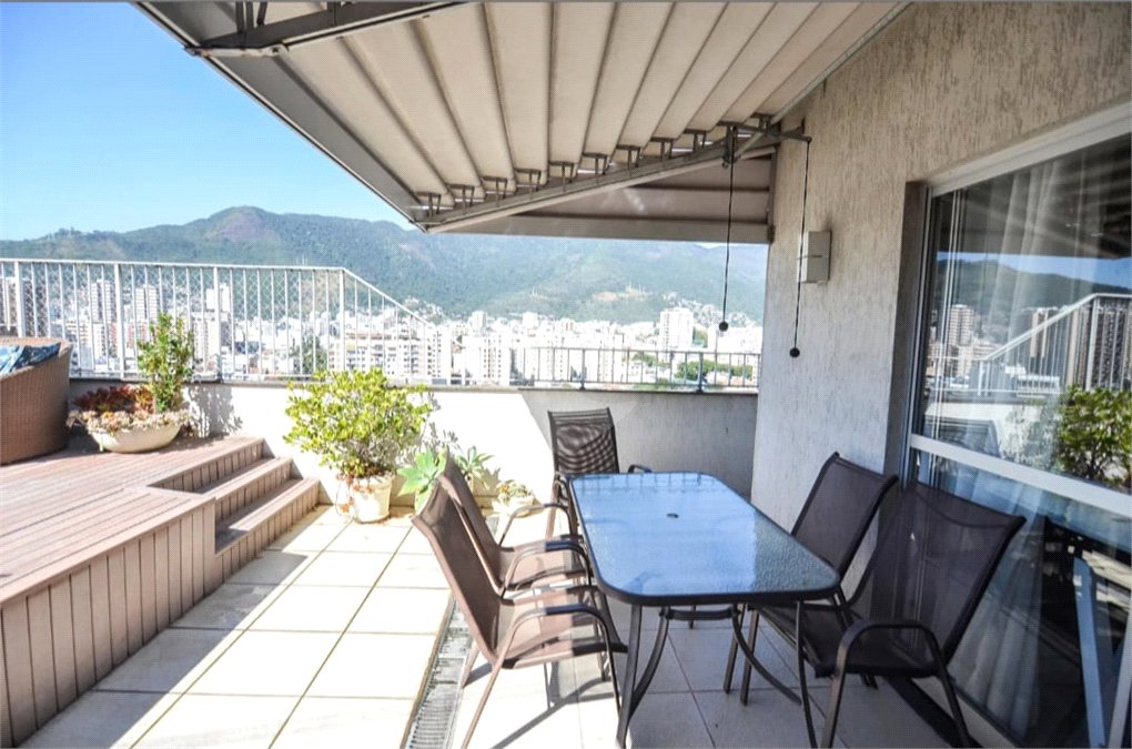 Cobertura à venda com 3 quartos, sendo 1 suíte,  em Vila Isabel, Rio de Janeiro, RJ