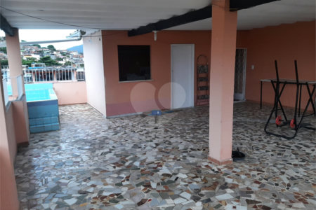 Casa à venda com 3 quartos em Campo Grande, Rio de Janeiro, RJ