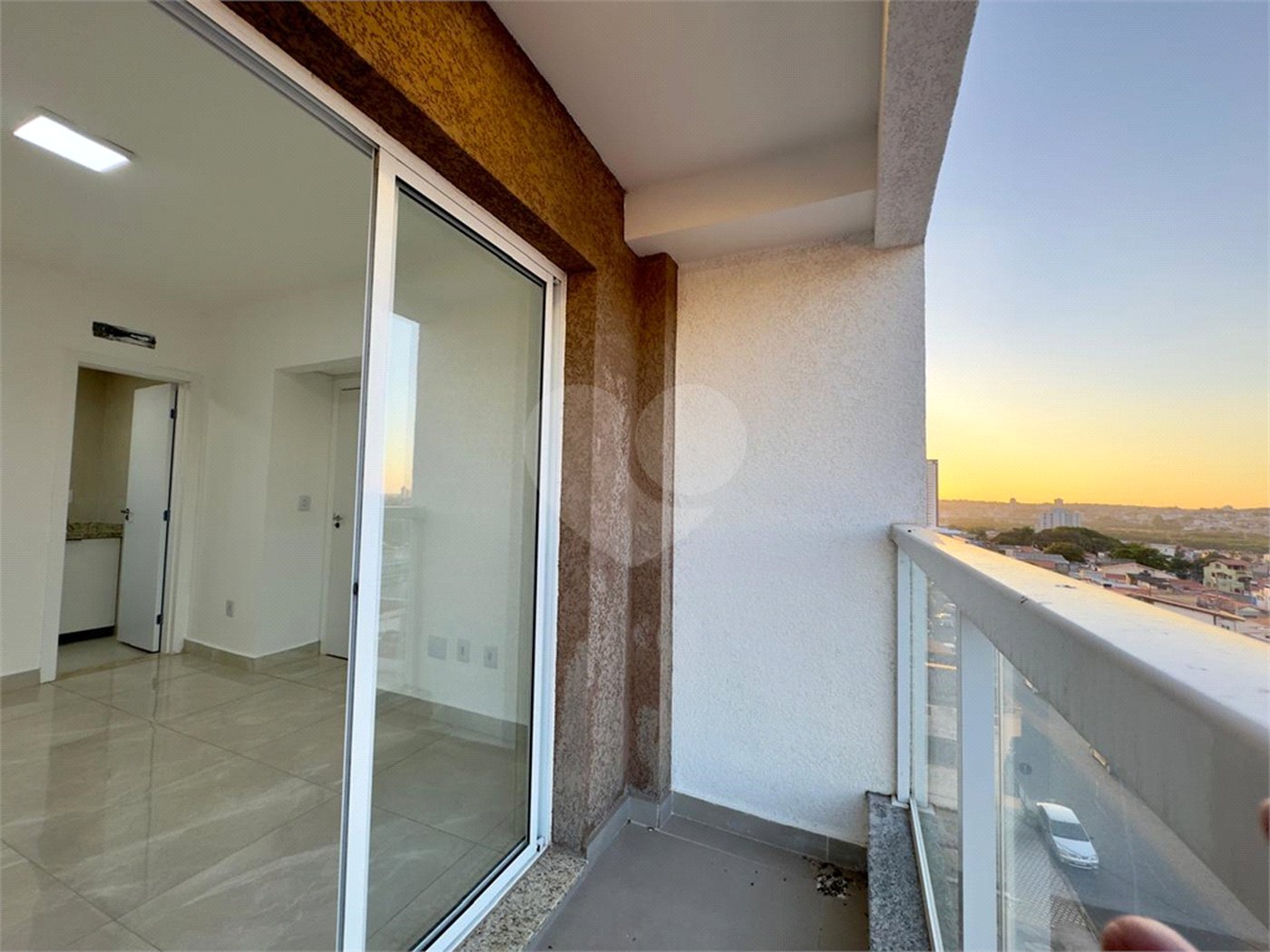 Apartamento para alugar com 2 quartos, sendo 1 suíte, em Vila Hortência, Sorocaba, SP