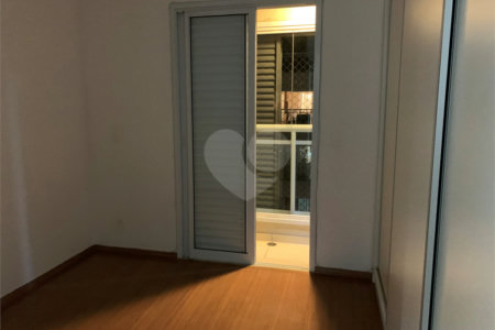 Apartamento à venda com 3 quartos, sendo 1 suíte, em Barra Funda, São Paulo, SP
