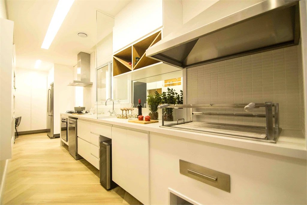 Apartamento à venda com 3 suítes em Vila Andrade, São Paulo, SP