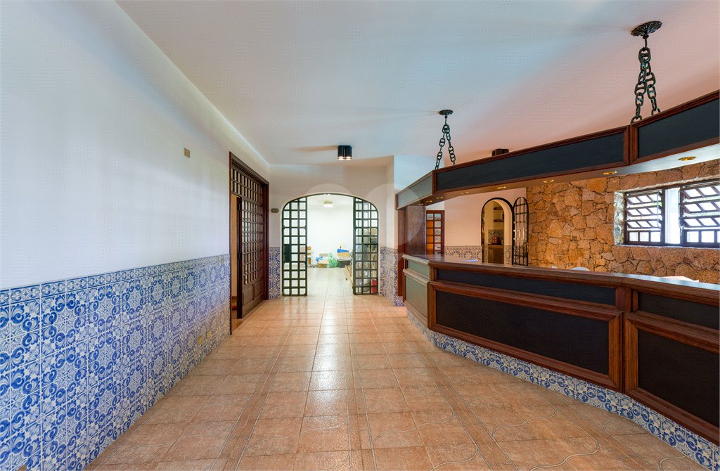 Casa à venda com 5 suítes no condomínio Chácara Flora, São Paulo - SP