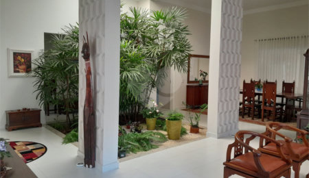 Casa à venda com 5 suítes no condomínio Ipe Velho, Vinhedo - SP