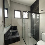 Casa à venda com 3 quartos, sendo 1 suíte, no condomínio Residencial Lagos D Icarai, Salto - SP