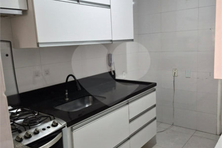 Apartamento à venda com 3 quartos, sendo 1 suíte,  em Cidade São Francisco, São Paulo, SP