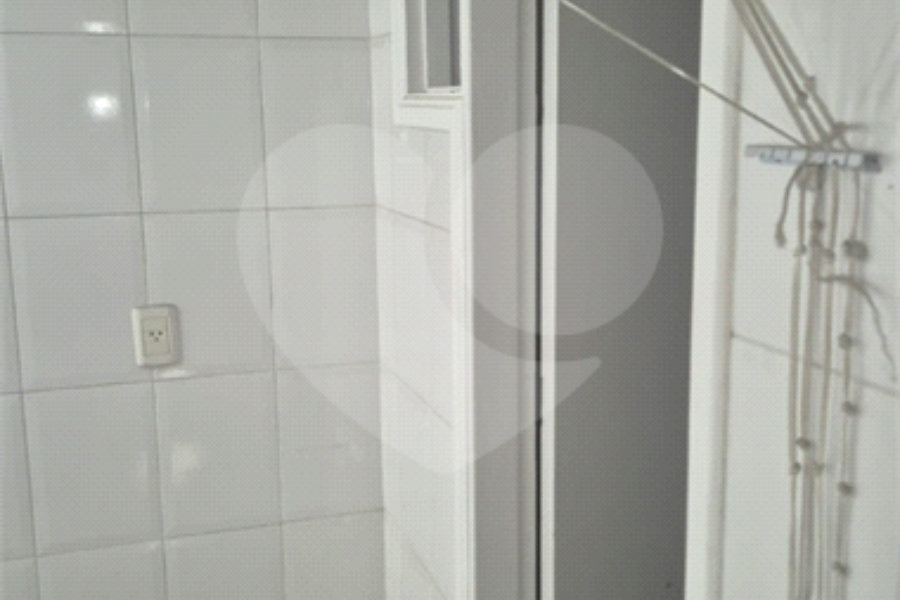 Sobrado à venda com 4 quartos, sendo 2 suítes, em Tremembé, São Paulo, SP