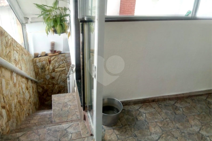 Sobrado à venda com 3 suítes em Itaquera, São Paulo, SP