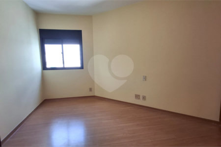 Apartamento para alugar com 3 quartos, sendo 1 suíte, em Brooklin, São Paulo, SP