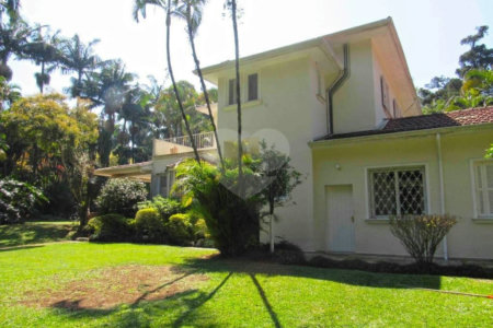 Casa à venda com 4 suítes no condomínio Chácara Flora, São Paulo - SP