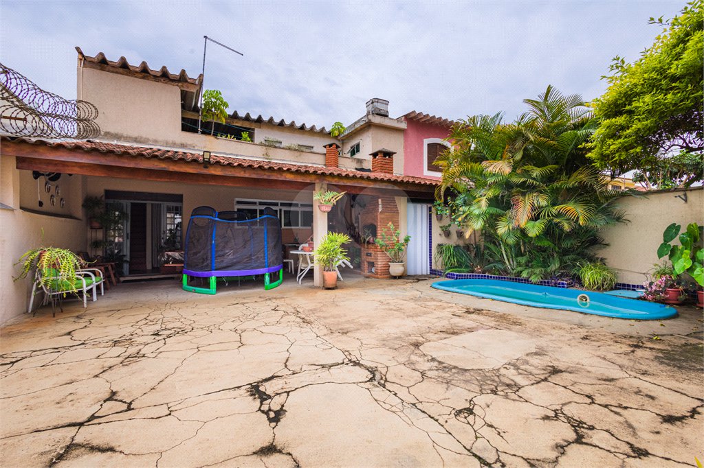 Casa à venda com 5 quartos, sendo 1 suíte, em Vila Rosália, Guarulhos, SP