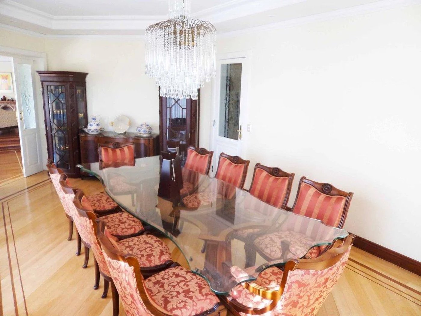 Casa à venda com 5 suítes em Jardim Leonor, São Paulo, SP