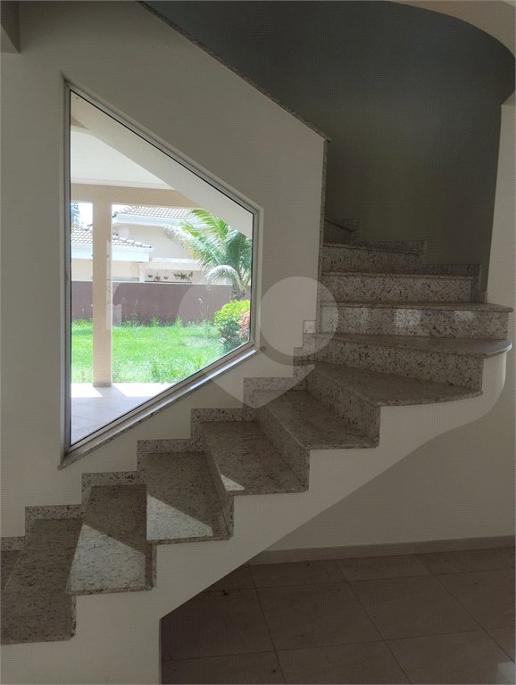 Sobrado à venda com 4 quartos, sendo 3 suítes, em Altos do Jaraguá, Araraquara, SP