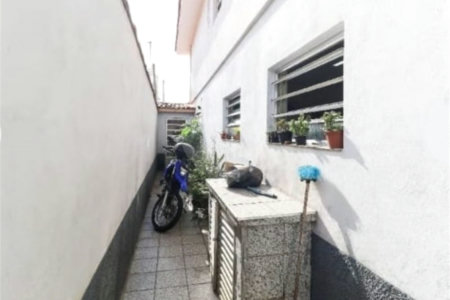 Sobrado à venda com 3 quartos, sendo 1 suíte,  em Vila Constança, São Paulo, SP