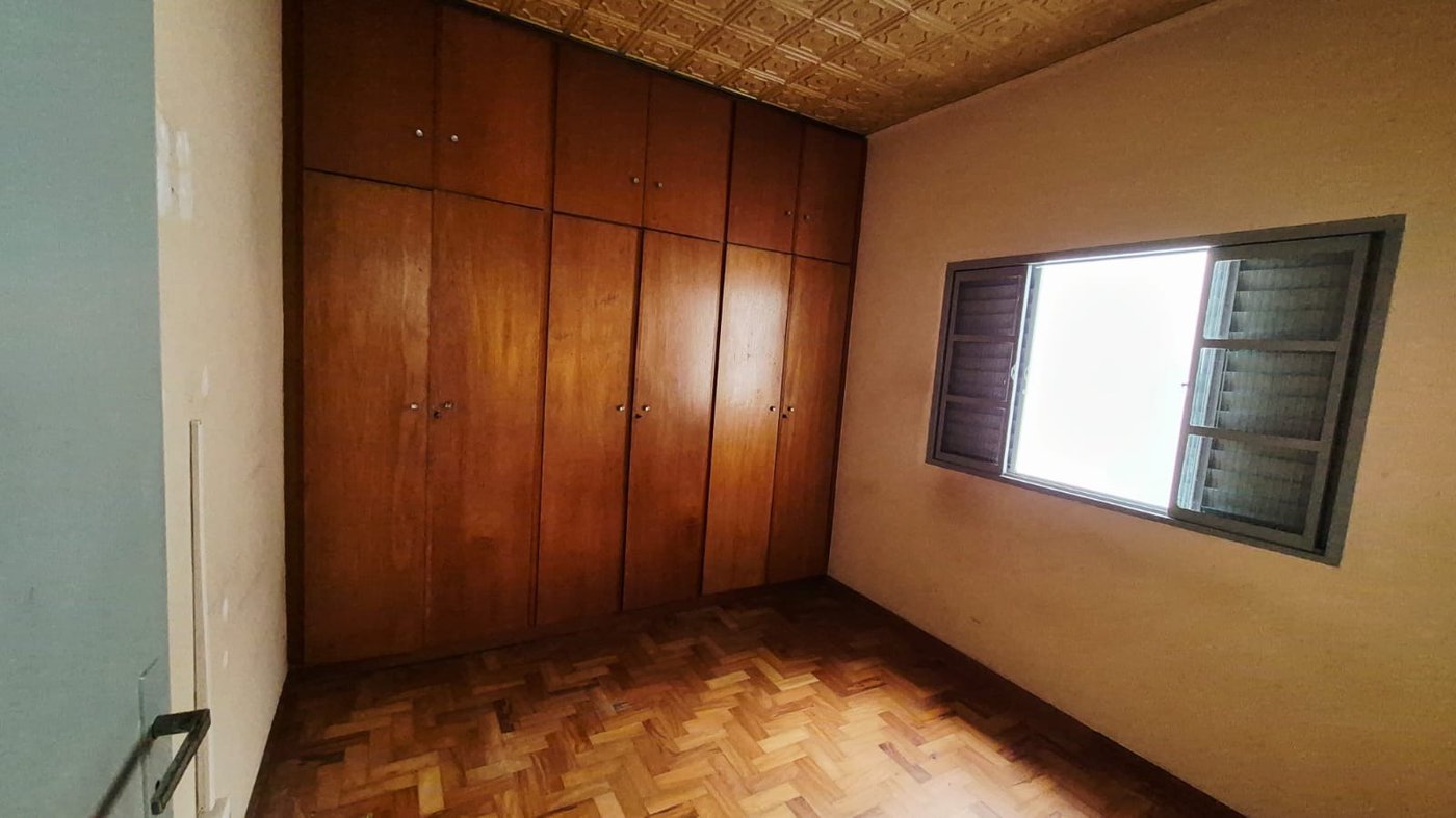 Excelente oportunidade de investimento em terreno de 158 m² com múltiplas possibilidades de aproveitamento!