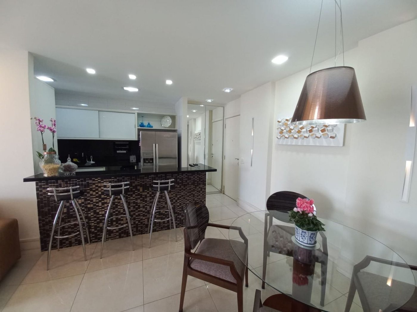 Apartamento com 2 dormitórios à venda, 99 m² por R$ 1.650.000,00 - Gonzaga - Santos/SP