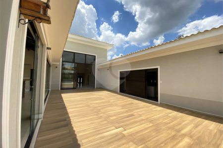 Casa à venda com 6 quartos, sendo 4 suítes,  no condomínio Palmeiras Imperiais, Salto - SP