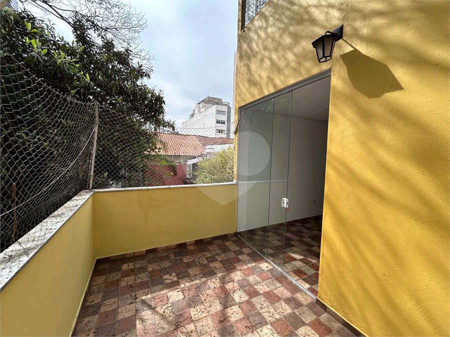 Casa de Vila para alugar com 4 suítes em Vila Romana, São Paulo, SP