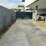Sobrado à venda com 5 quartos, sendo 3 suítes, em Residencial Jatobás, Louveira, SP