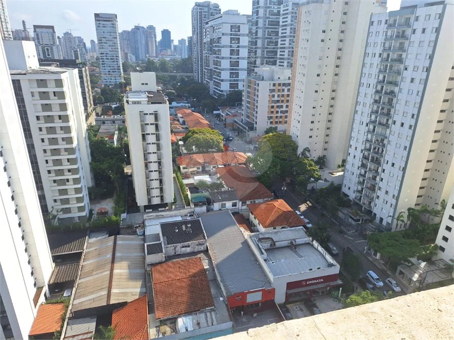 Apartamento à venda com 3 quartos, sendo 1 suíte, em Brooklin, São Paulo, SP