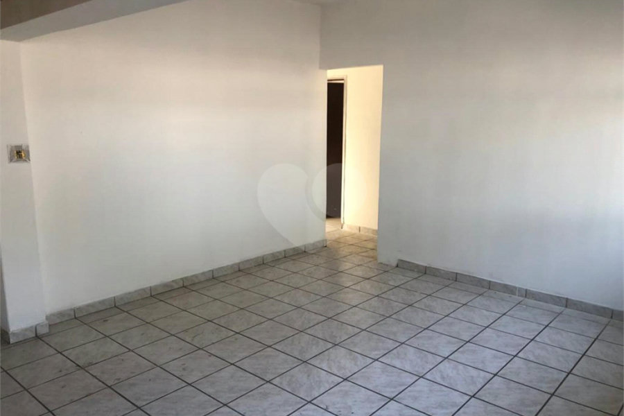 Sobrado à venda com 3 quartos, sendo 1 suíte,  em Serra da Cantareira, Mairiporã, SP