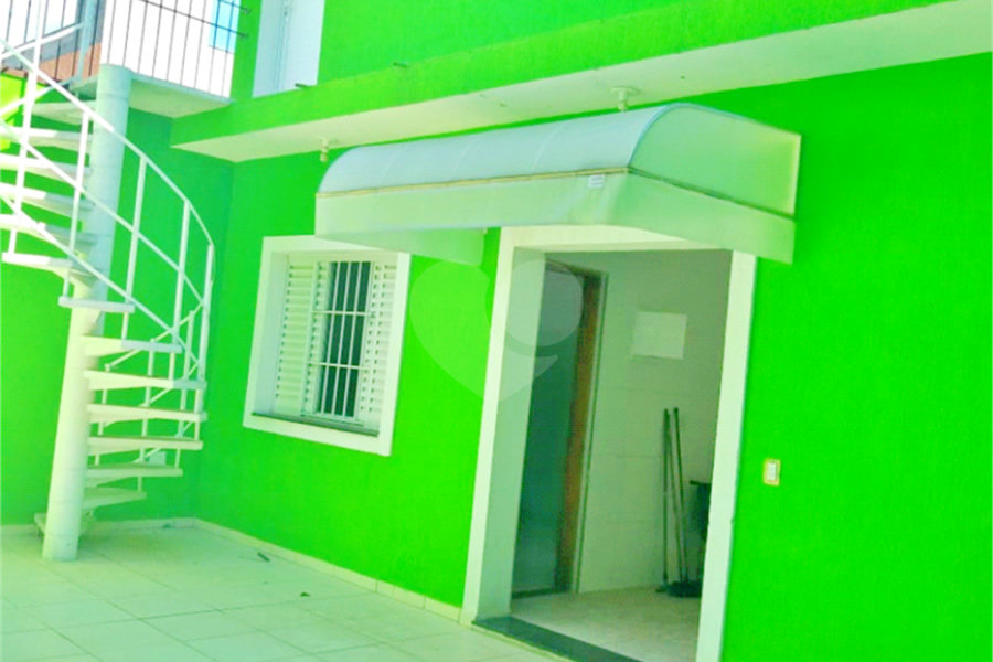 Sobrado à venda com 3 suítes em Imirim, São Paulo, SP