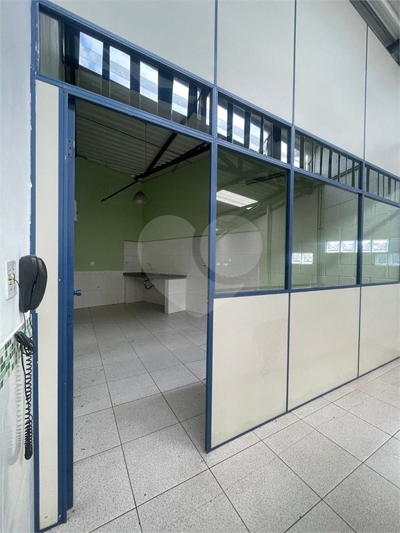Sobrado à venda ou para alugar com 4 quartos, sendo 1 suíte,  em Tucuruvi, São Paulo, SP