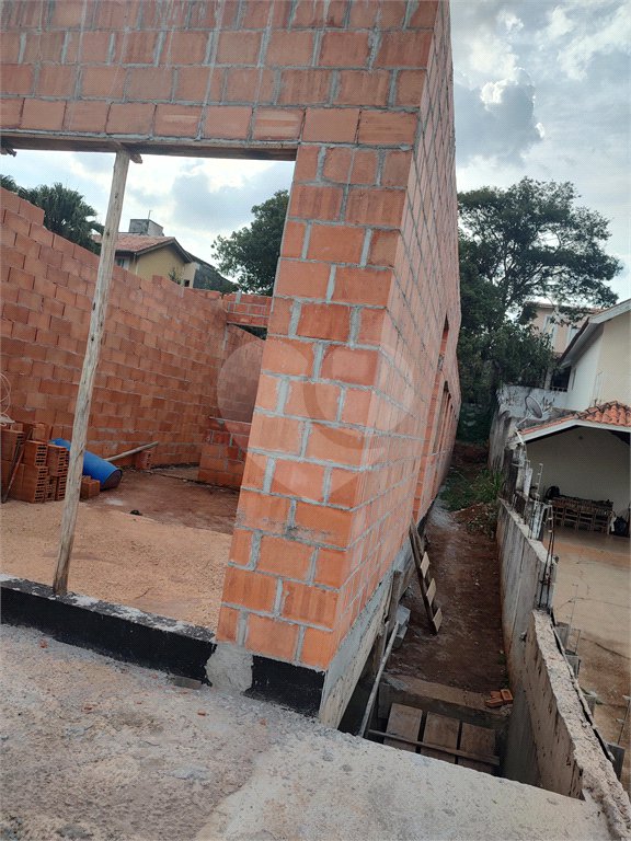 Casa Térrea à venda com 3 quartos, sendo 1 suíte, em Jardim do Lago, Atibaia, SP