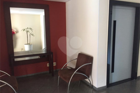Apartamento à venda com 3 suítes em Vila Suzana, São Paulo, SP