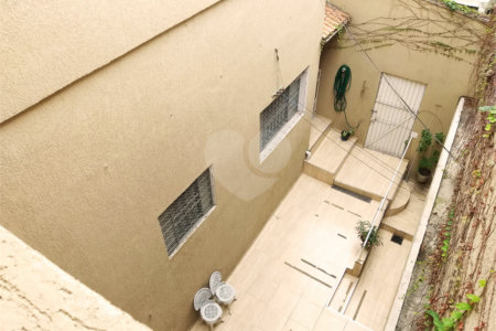 Casa Térrea à venda com 3 quartos, sendo 1 suíte, em Jardim Marisa, São Paulo, SP