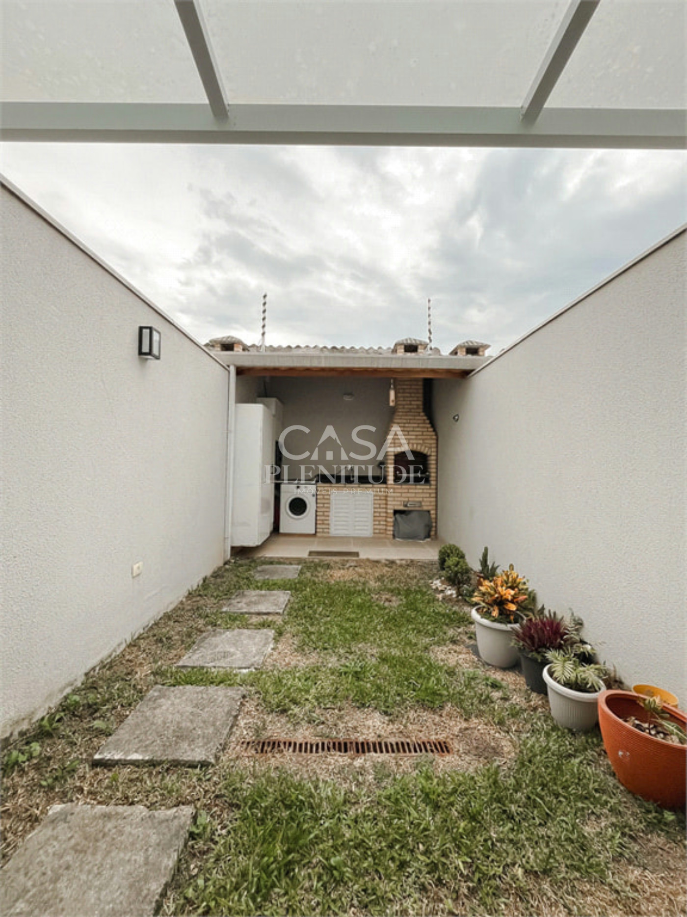 Sobrado à venda com 3 quartos, sendo 1 suíte, em Vila Arriete, São Paulo, SP