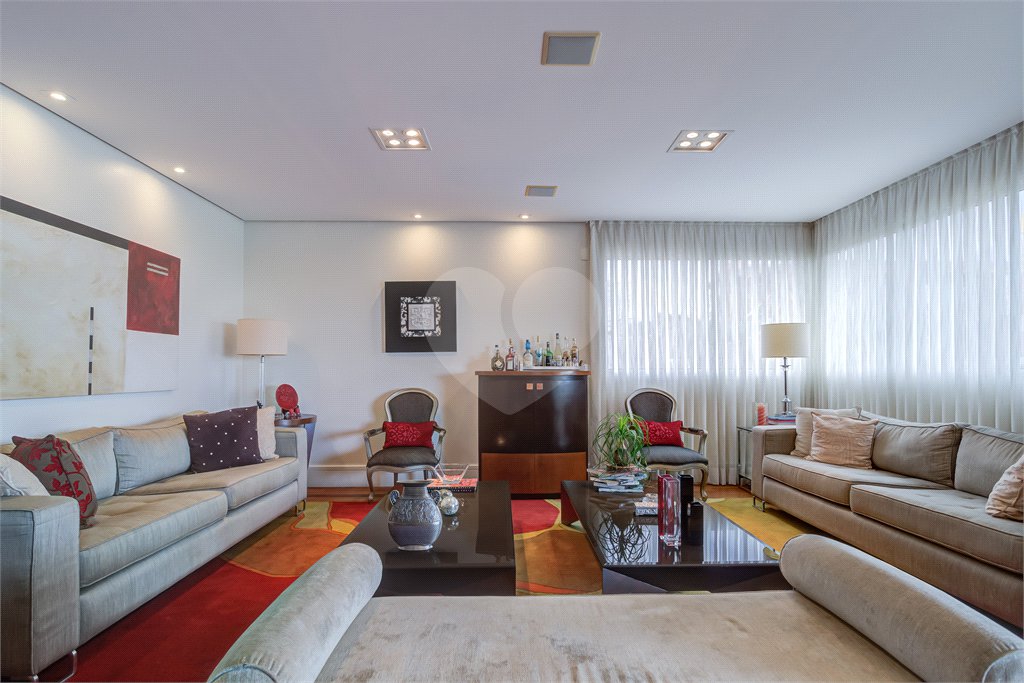 Apartamento à venda com 4 suítes em Brooklin Paulista, São Paulo, SP