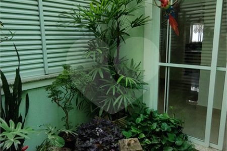Casa à venda com 4 suítes no condomínio Parque Chapada de Itu, Itu - SP