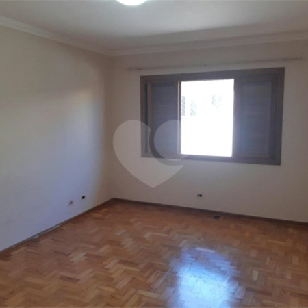 Sobrado à venda com 3 quartos, sendo 1 suíte,  em Jardim Olympia, São Paulo, SP