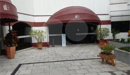 Apartamento à venda com 2 quartos em Pitangueiras, Guarujá, SP