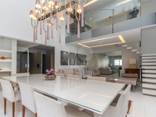 Apartamento à venda com 4 suítes em Campo Belo, São Paulo, SP