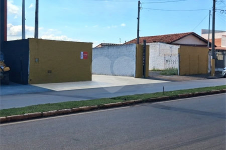 Terreno à venda em Vila Hungria, Itapetininga, SP