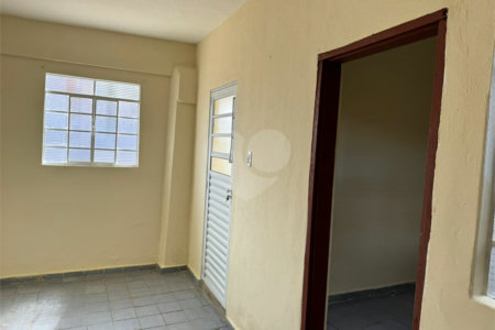 Casa à venda com 3 quartos em Vila Alves, Itapetininga, SP