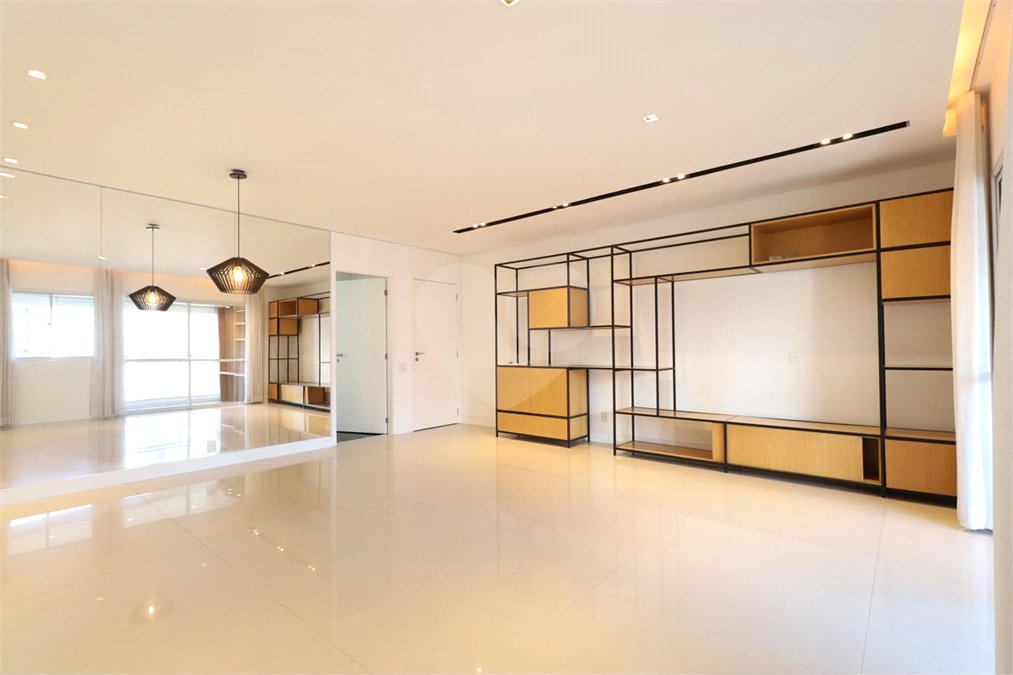 Apartamento à venda com 3 quartos, sendo 1 suíte, em Vila Leopoldina, São Paulo, SP