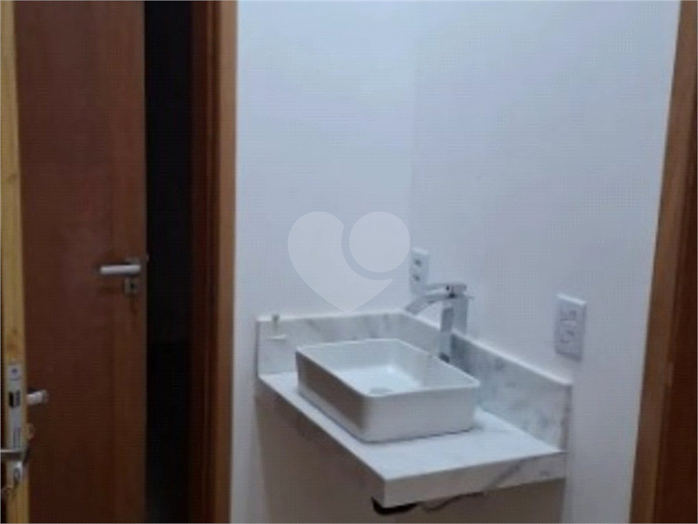Casa à venda com 3 quartos, sendo 2 suítes, no condomínio Reserva Ipanema, Sorocaba - SP