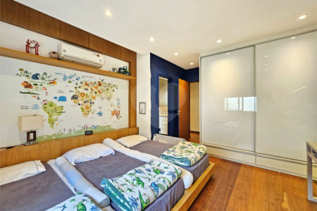 Casa à venda com 4 suítes no condomínio Ville Courchevel, São Paulo - SP