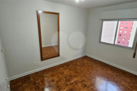 Apartamento à venda com 3 quartos, sendo 1 suíte, em Itaim Bibi, São Paulo, SP