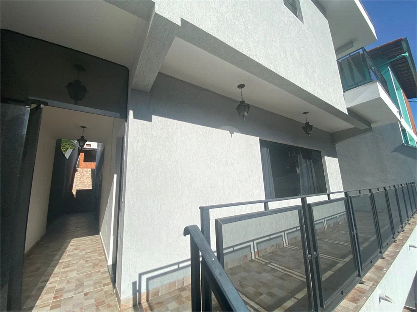 Sobrado com 3 quartos 1 suíte e 6 vagas de garagem no Jardim Guapira