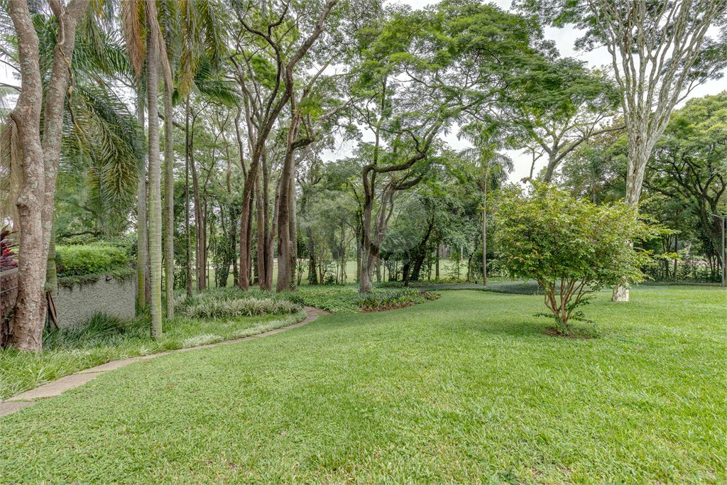 Apartamento à venda com 4 suítes em Jardim Marajoara, São Paulo, SP