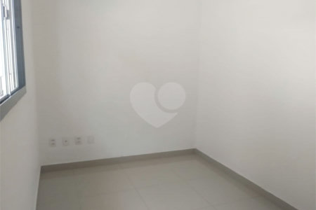 Casa à venda com 3 quartos, sendo 1 suíte, em Parque Industrial, São José dos Campos, SP