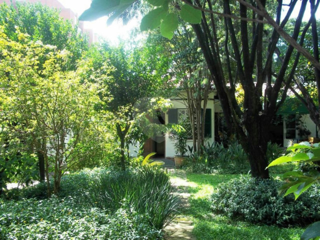 Casa Térrea à venda com 5 quartos em Alto da Boa Vista, São Paulo, SP