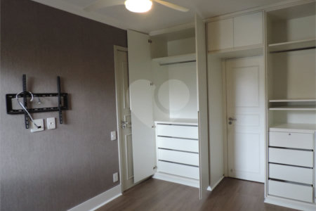 Apartamento à venda com 2 quartos, sendo 1 suíte,  em Indianópolis, São Paulo, SP
