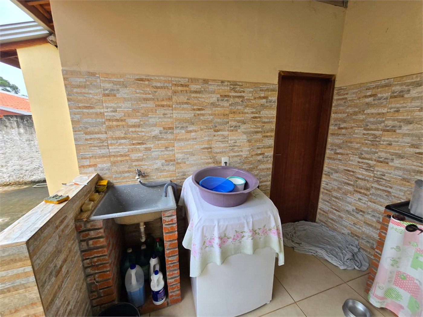 Casa à venda com 2 quartos, sendo 1 suíte, em Therezinha Piedade, Itapetininga, SP