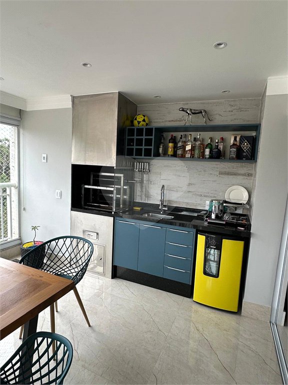 Apartamento à venda com 2 quartos, sendo 1 suíte,  em Vila Leonor, São Paulo, SP